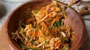 Cheesy veg paneer garlic pull-apart buns with stuffing